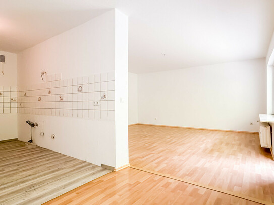 Renovierte Wohnung im 1.OG mit Balkon in Bielefeld - Großdornberg