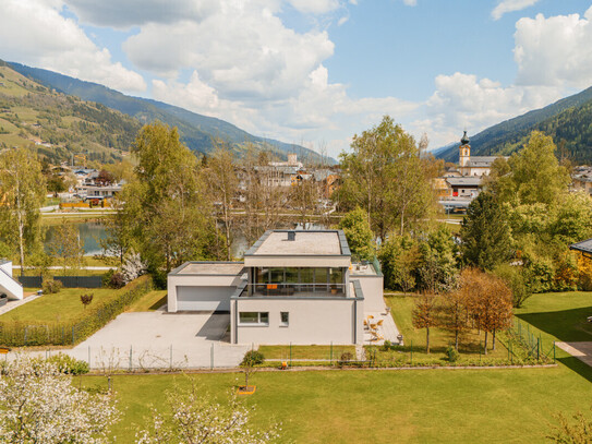 Ruhig . Privat . Besonders - Stilvolle Villa am Teich