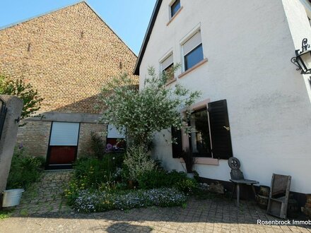 LANGENLONSHEIM 2 EFH, 235 m², 7Z2K3B, + 150 m², 6ZK2B, Scheune + Innenhof, 1.652 m² Grundstück