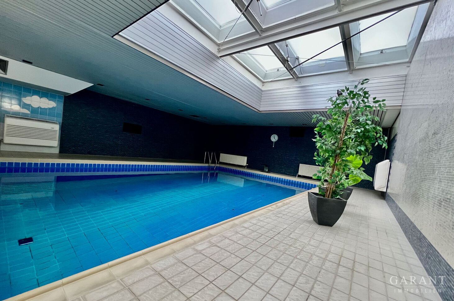 Property thumbnail 13