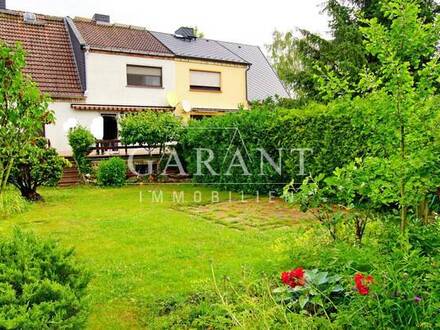 Großzügige Doppelhaushälfte mit schönem Garten in ruhiger Lage