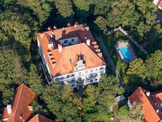 Traumhafte Loftwohnung im Schloss Weyhern