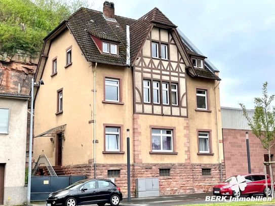 BERK Immobilien – ein charmantes Mehrfamilienhaus mit 3 abgeschlossenen Wohnungen in Miltenberg