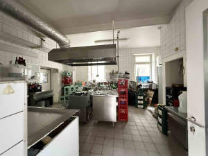 **Top-Gelegenheit im Zentrum von Alzey** Großzügiges Wohn- und Geschäftshaus mit vielen Möglichkeiten – 55232 Alzey, 55232 Alzey – Vorschaubild 3