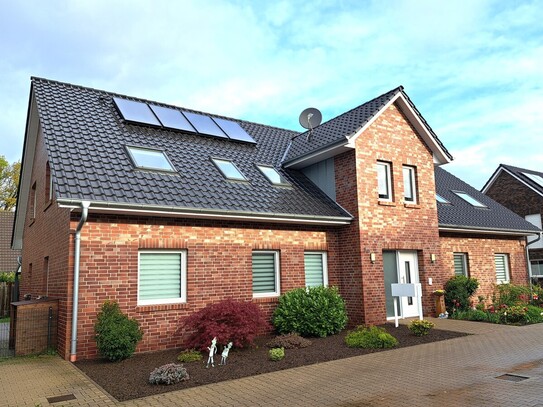 Windmühlenstraße! Bezugsfreie 3 ZKB Wohnung mit Balkon und Carportstellplatz