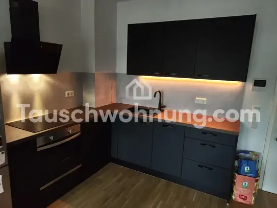 [TAUSCHWOHNUNG] Moderner Neubau 2. Etage mit Balkon und EBK in Connewitz