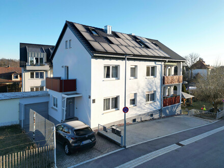 Gepflegtes MFH (4WE) in Bischberg mit neuem Dach, PV-Anlage & mehr