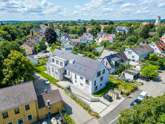 Auf der Suche nach einer besonderen Wohnung? 4-Zimmer mit 2 Balkonen? Gut gelegen und bezugsfertig?