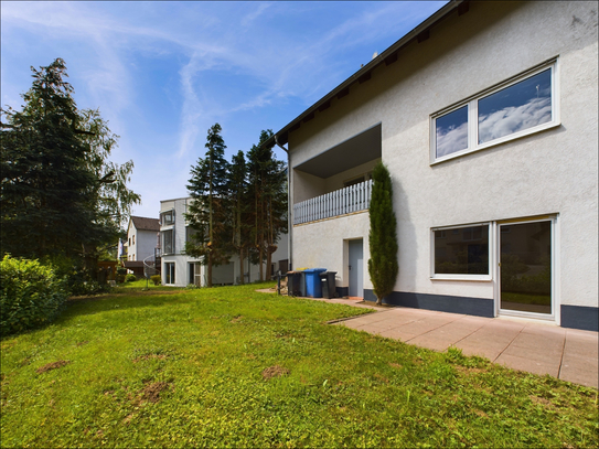 Ihr neues Zuhause: Gepflegte Doppelhaushälfte in naturnaher Lage mit großzügigem Garten