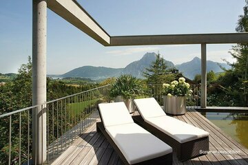 Salzkammergut - Anwesen über dem Traunsee - Panoramavilla & Landhaus mit 93.090 m² Grund