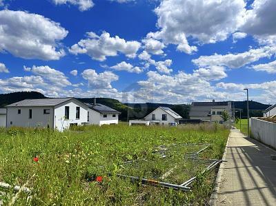 SONNIG MIT MALERISCHEM PANORAMA