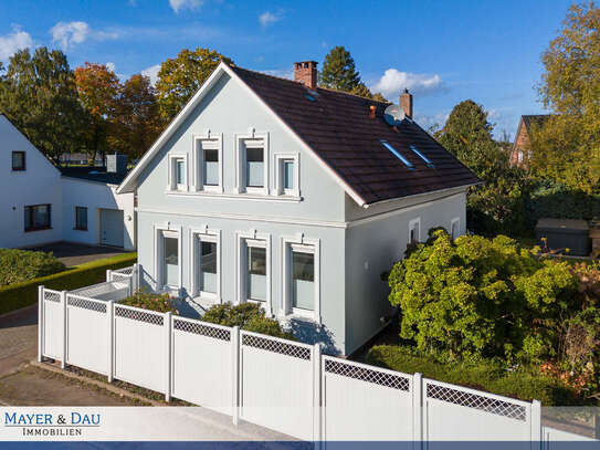 Traumhaftes Ein- bzw. Zweifamilienhaus mit Garage in beliebter Lage von Rastede, Obj. 8075