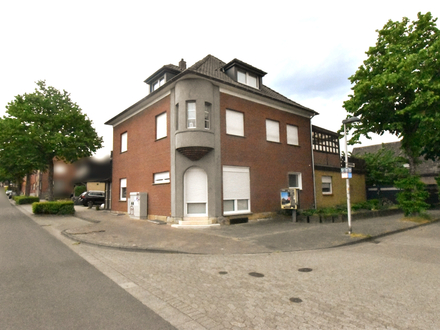 * Zwei Generationen unter einem Dach * Wohnhaus mit Einliegerwohnung und Pool in Rheine-Königsesch