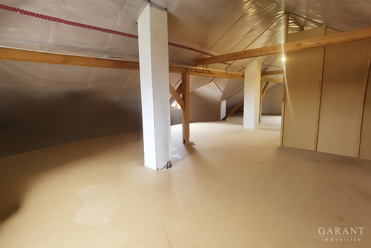 Attraktives 2-Familienhaus in Egweil - Viel Potenzial für Investoren und Familien – 85116 Egweil, 85116 Egweil – Vorschaubild 6