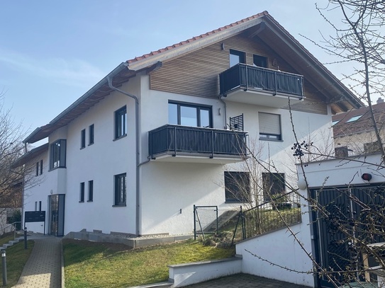 Individuelle & große 2,5 ZKB DG Maisonettewhg. mit 2 Balkonen in bevorzugter Lage von Oberhaching