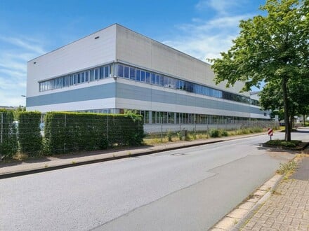 Gewerbeimmobilie zu verkaufen: Löhne Gohfeld - Produktion- Lager und Bürogebäude mit mehr als 17.000m² Nutz- und 20.700…