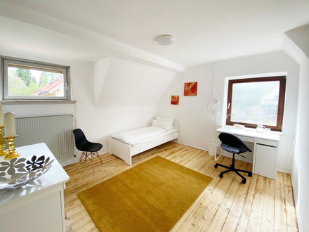 Möbliertes Zimmer im "WG-Haus" Pullach, ideal für "Neu-Münchner", Berufstätige, Studenten