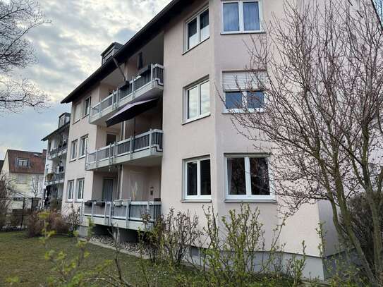 Helle 3-Zimmer-Wohnung mit Balkon