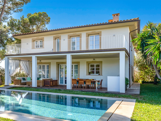 Elegante Villa mit Pool in Costa D'en Blanes