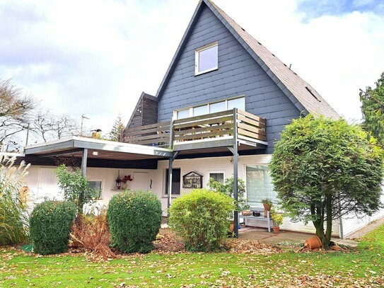 Ofenerfeld ! Bezugsfreie Erdgeschosswohnung mit Garage und Garten !