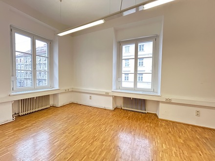 Großzügige Büro-/ Ordinationsräumlichkeiten in der Innenstadt (Raumgestaltung variabel)