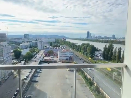 Südwestlicher Blick über ganz Wien - Klima in jedem Raum - hohe Raumhöhe