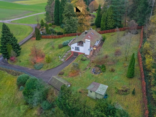 Stilvolles Einfamilienhaus auf 2743 qm² Grundstück – Ein Traum von Idylle und Eleganz!