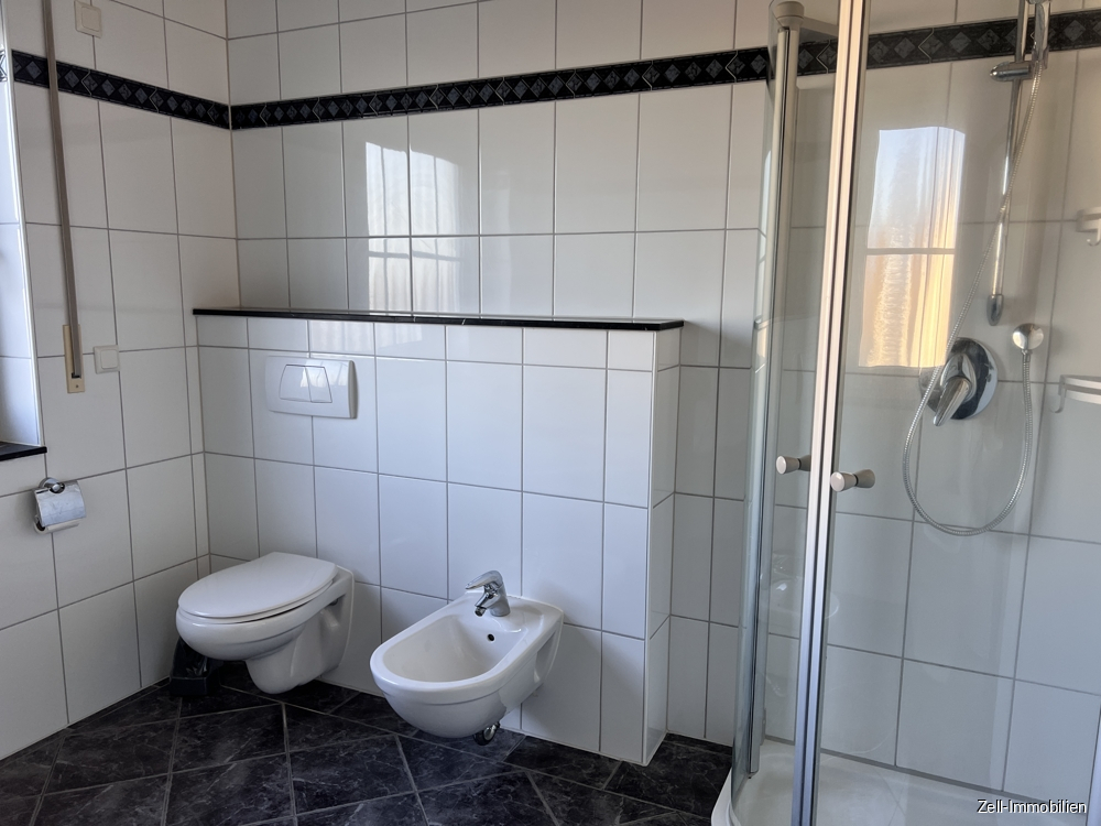Großzügiges, Mehrfamilienhaus in Lindschied zu verkaufen – 65307 Bad Schwalbach / Lindschied, 65307 Bad Schwalbach / Lindschied – Vorschaubild 18