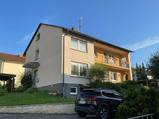 Schönes Wohnhaus mit viel Platz und zwei modernisierten Wohnungen in ruhiger Lage!