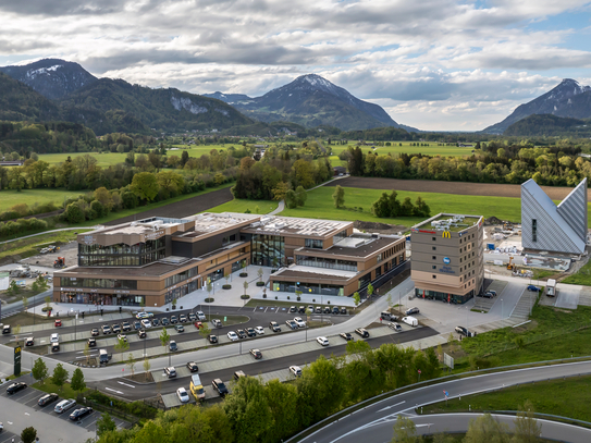 100 m² Büro mit einmaligem Bergblick im Kaiserreich Kiefersfelden zu vermieten!