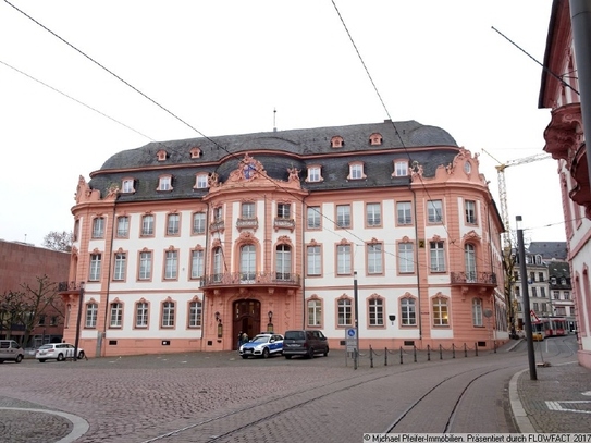 Top repräsentatives Altbaubüro in Premiumlage im generalsaniertem Osteiner Hof zu Mainz