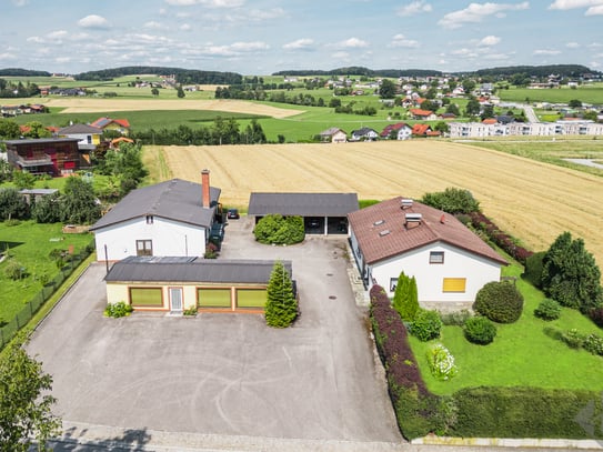 Arbeiten und Wohnen am selben Ort - Gewerbefläche mit Wohnhaus in bester Lage Ostermiethings!