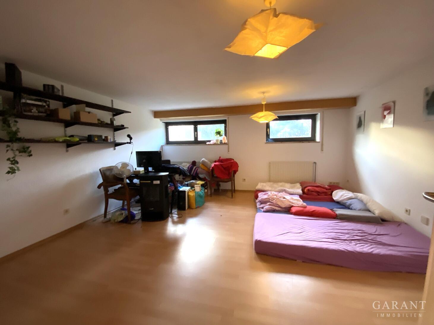 Vielseitig nutzbares Architektenhaus mit Einliegerwohnung in Bayreuth-Destuben – 95448 Bayreuth, 95448 Bayreuth – Vorschaubild 24