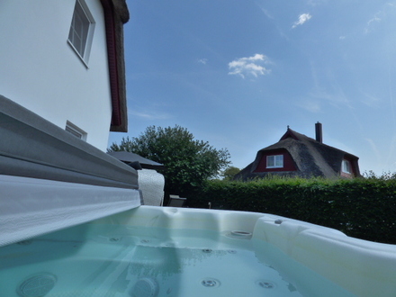 ZINNOWITZ! 1.REIHE ZUM ACHTERWASSER! REETHAUS MIT BLICK ZUM YACHTHAFEN