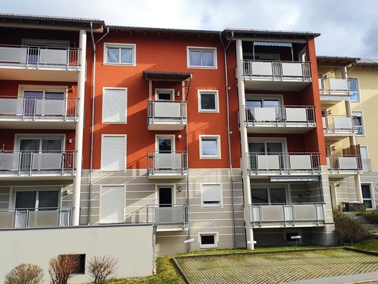 Zentrumsnahe, helle und geräumige3-Zimmer-Wohnung mit Balkon