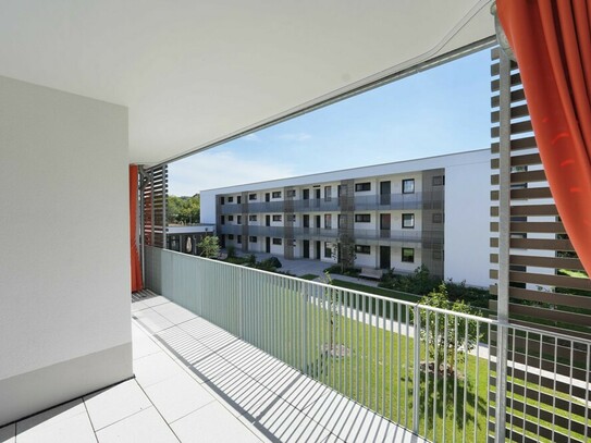 Neubau-Erstbezug! Hochwertige 2-Zimmer-Wohnung mit Einbauküche und Balkon in Rödental