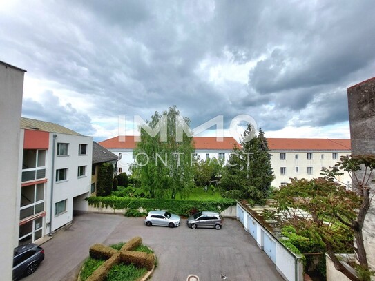 Zentrale Mietwohnung mit Loggia Nähe Haydnplatz