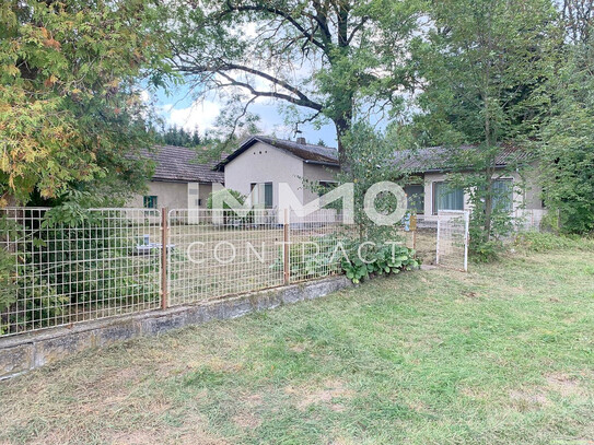 Bungalow aus den 60iger Jahren am Waldrand liegend, nördliches Waldviertel - Heidenreichstein