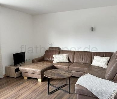Möblierte 4-Zimmer-Wohnung mit Balkon in Rosenheim - Hofenofen