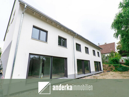 Für Kapitalanleger: 3.268€/m² - 3 Reihenhäuser mit je 140 m²!