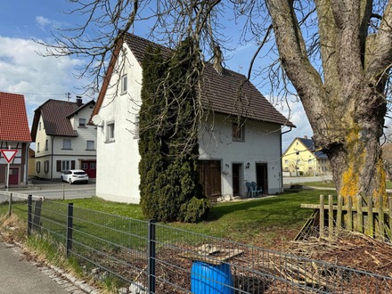 Sanierungsbedürftiges Einfamilienhaus in Teilort von Bad Waldsee - Haisterkirch