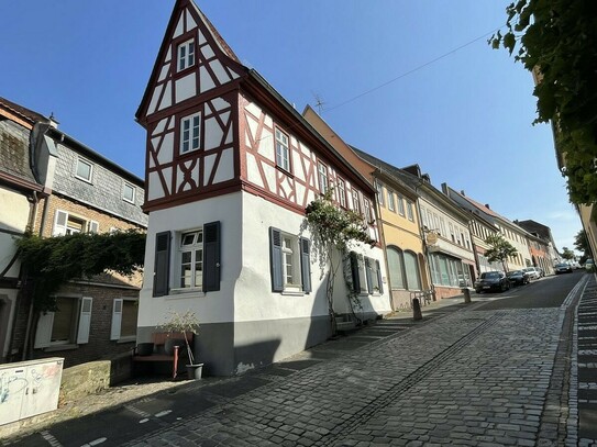 ImmobilienPunkt*** Fachwerk-Unikat für Altbau-Liebhaber