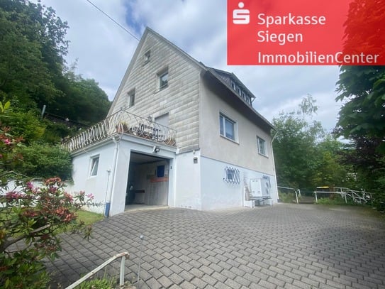 Teilweise modernisiertes Ein-/ Zweifamilienhaus mit Wärmepumpe in Siegen-Eiserfeld * Sonne & Ruhe *