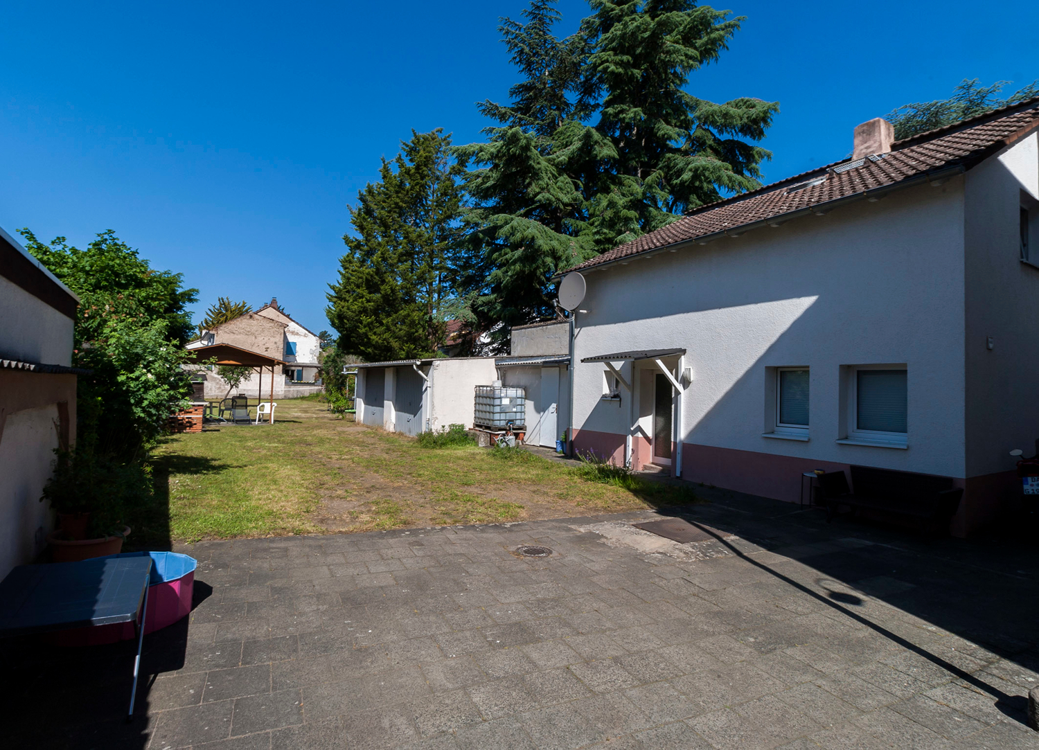 Stilvolles 3 FH-Wohnhaus mit Nebengebäude auf großem Grundstück Darmstadt – 64297 Darmstadt, 64297 Darmstadt – Vorschaubild 5