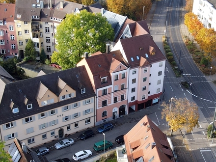 Mehrfamilienhaus, vier freie Wohnungen in bester Lage