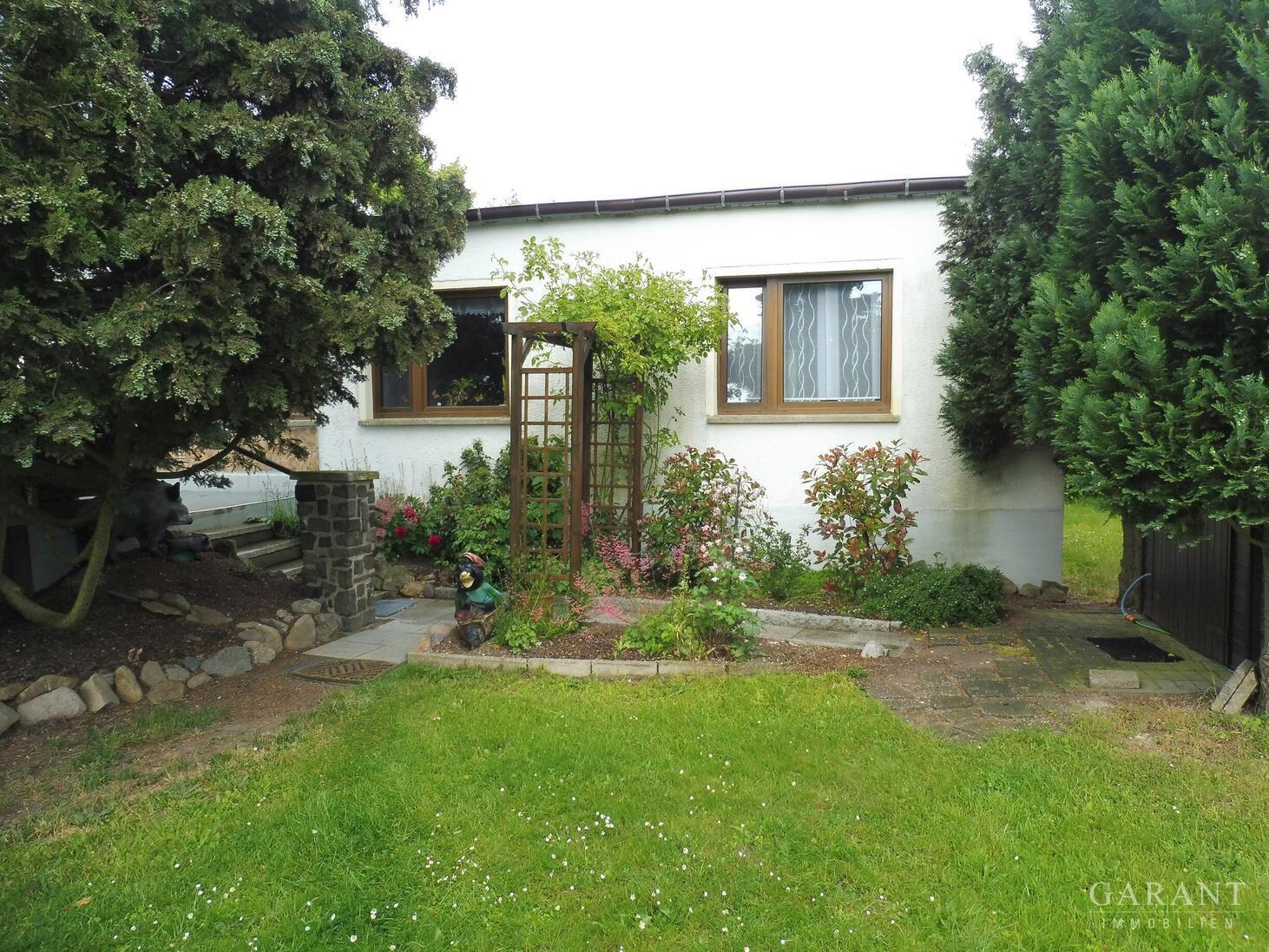 Einfamilienhaus mit möglichen Bauland – 04828 Bennewitz, 4828 Bennewitz – Vorschaubild 3