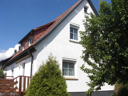 Ein Haus zum Verlieben ... mit schönem Garten!