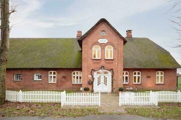 Vor den Toren von Sylt! Idyllisches Reetdachhaus in Schleswig-Holstein