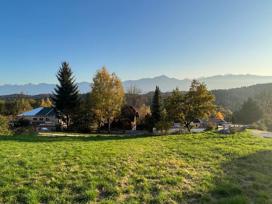 Traumhaftes Baugrundstück mit Panoramablick