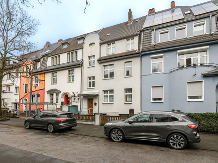 Mehrfamilienhaus in Köln Weidenpesch - Ideal für Eigennutzung als Mehrgenerationenhaus / Stadthaus
